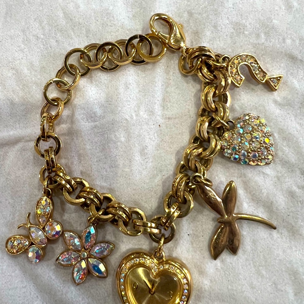 One guess watch bracelet with charms absolutely beautiful
